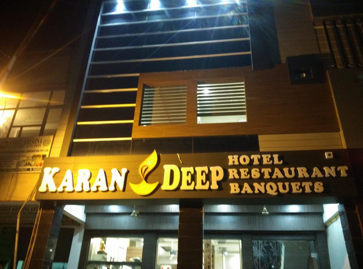 Hotel Karandeep Hisār Екстериор снимка